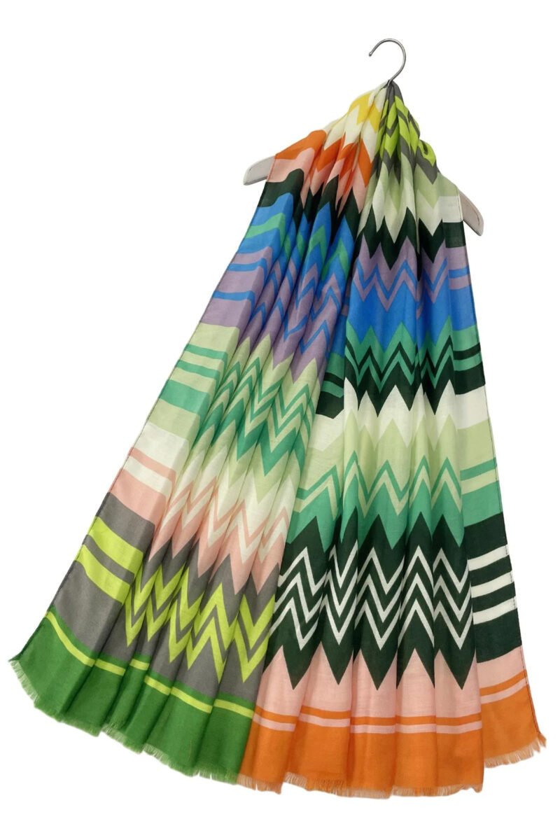 Bold ZigZag Frayed Scarf